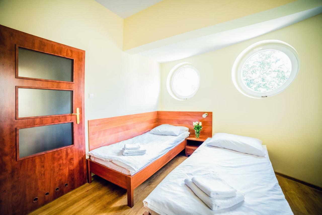 קילצה Hotel Hellada מראה חיצוני תמונה