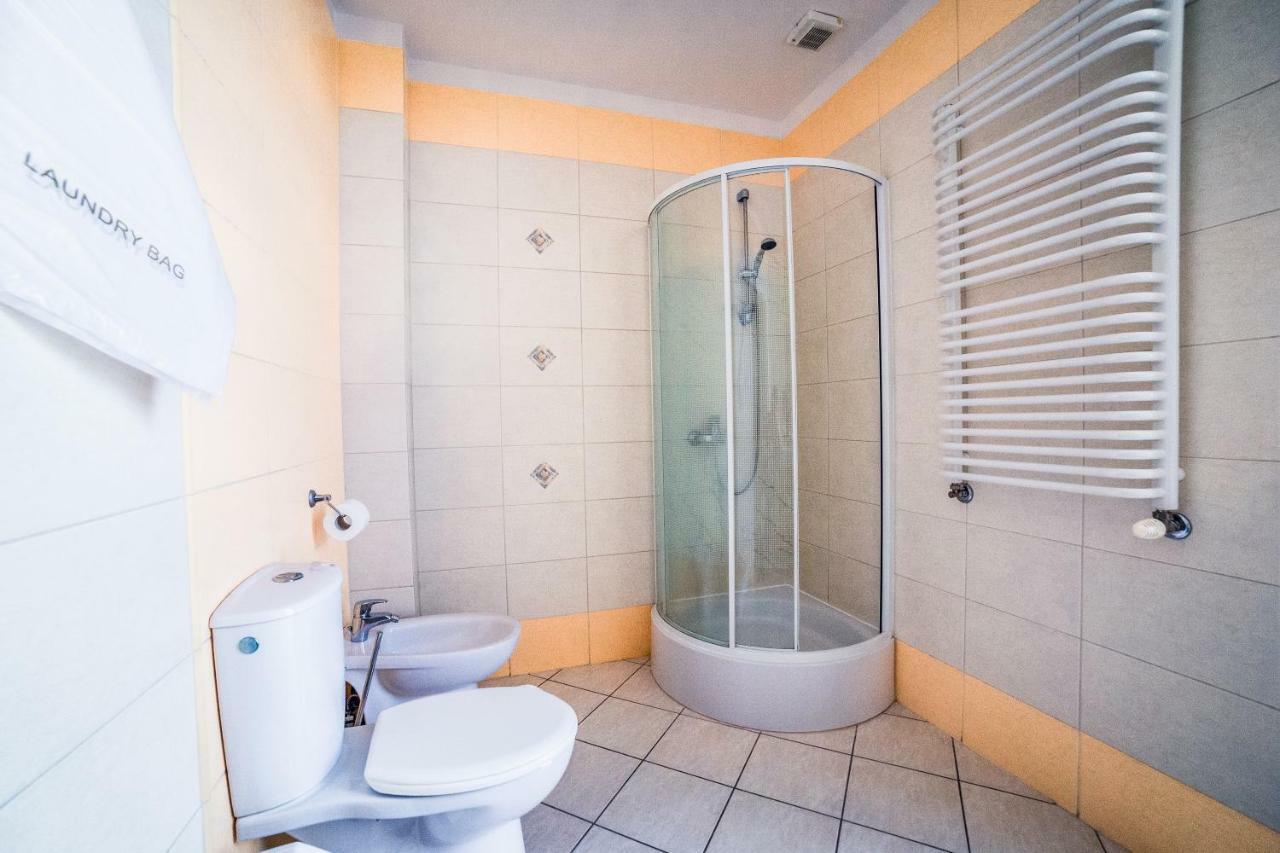 קילצה Hotel Hellada מראה חיצוני תמונה
